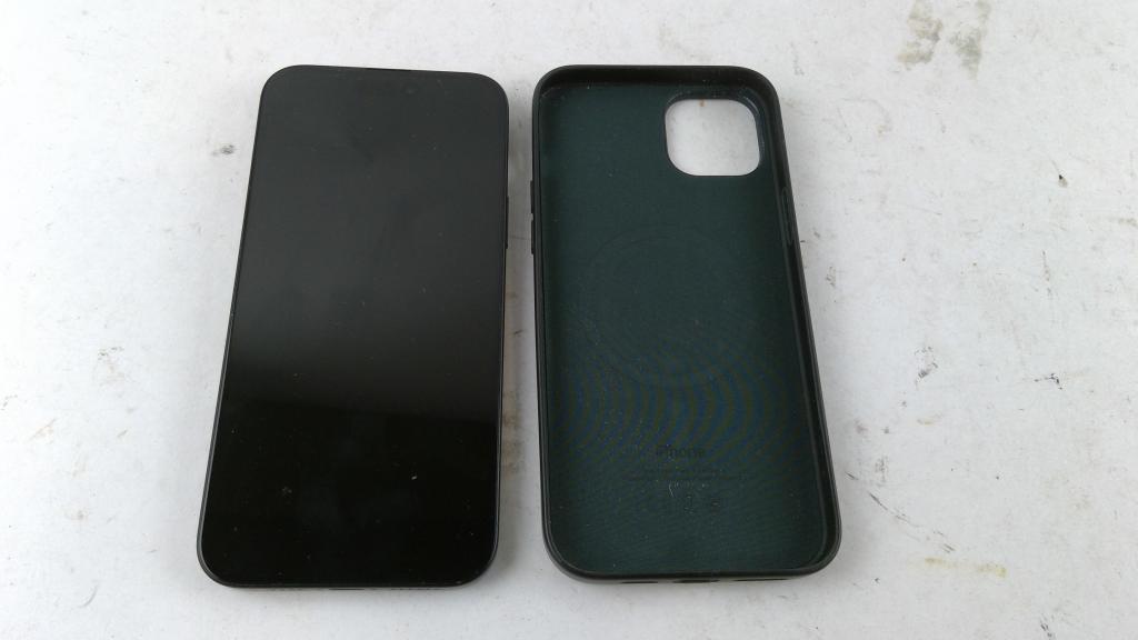 Apple IPhone 15 Plus, Activation Locked, Sold For Parts