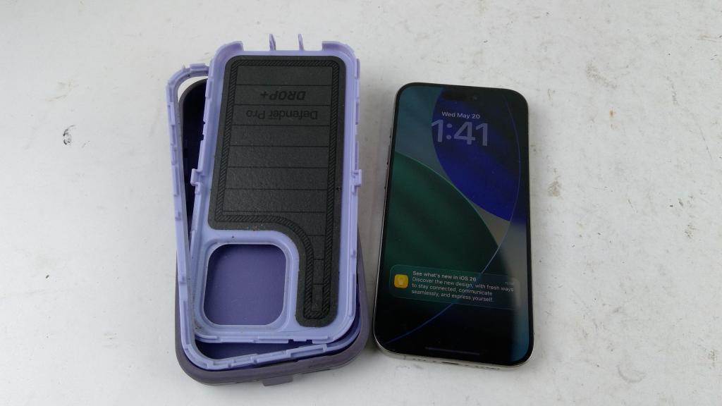 Apple IPhone 15 Pro, 256 GB, Carrier Unknown