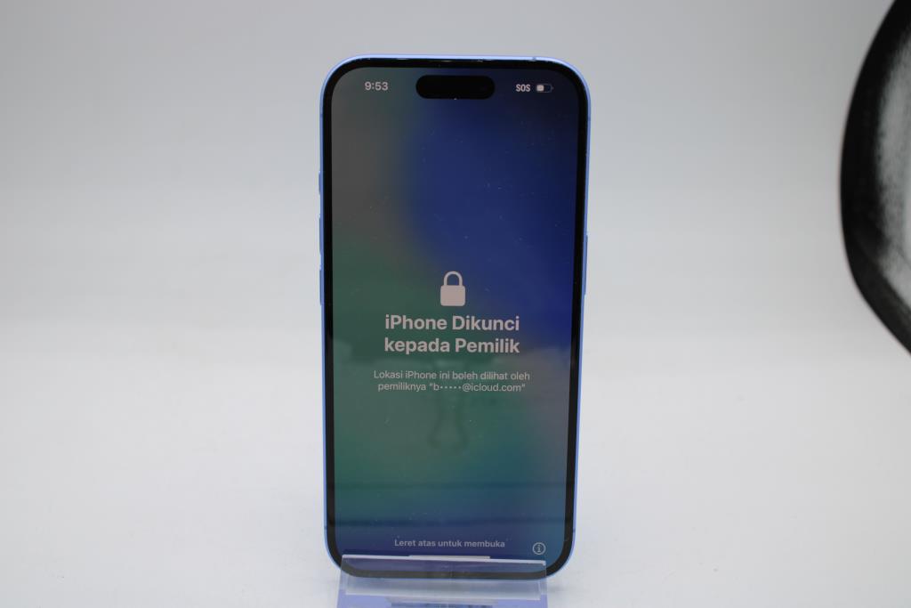 Apple IPhone 16, 128 GB, Unknown Carrier, Locked To Owner - SOLD FOR PARTS ONLY