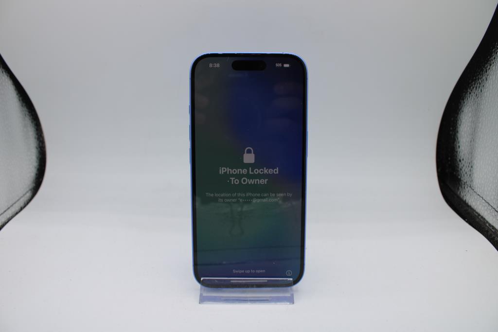 Apple IPhone 16, 256 GB, Unknown Carrier, Locked To Owner - SOLD FOR PARTS ONLY