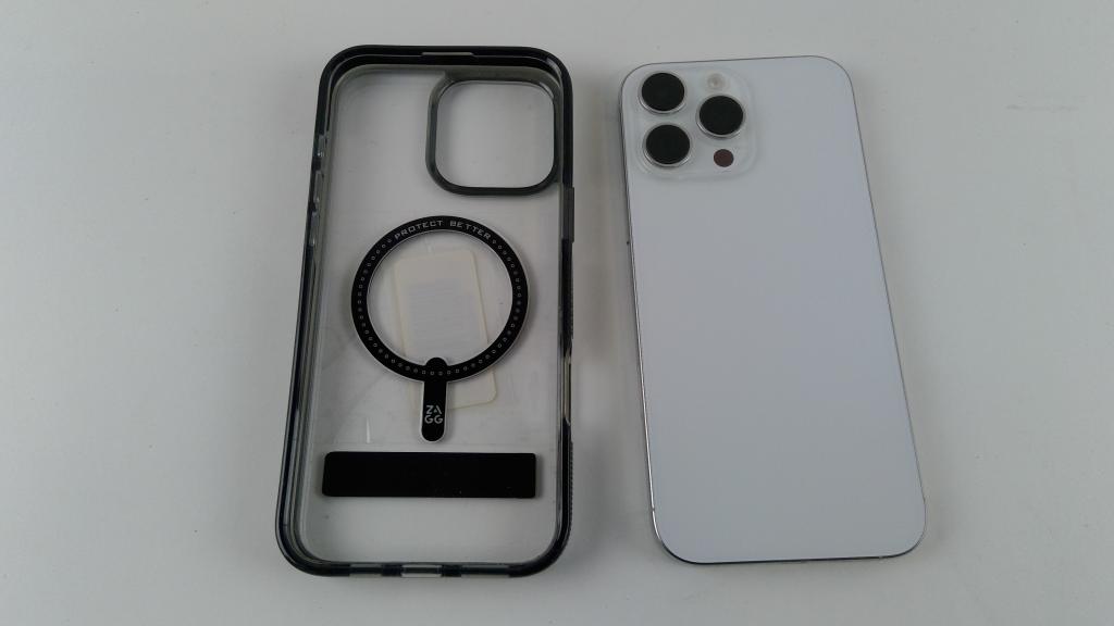 Apple IPhone 16 Pro Max Activation Locked, Sold For Parts