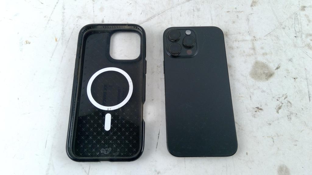 Apple IPhone 16 Pro Max Activation Locked, Sold For Parts