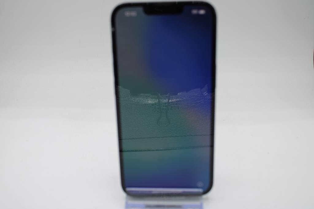 Apple IPhone 16e, 128 GB, Unknown Carrier, Locked To Owner - SOLD FOR PARTS ONLY