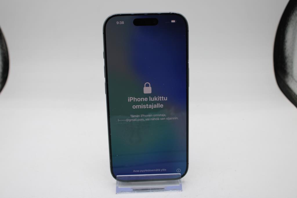 Apple IPhone 17, 256 GB, Unknown Carrier, Locked To Owner - SOLD FOR PARTS ONLY