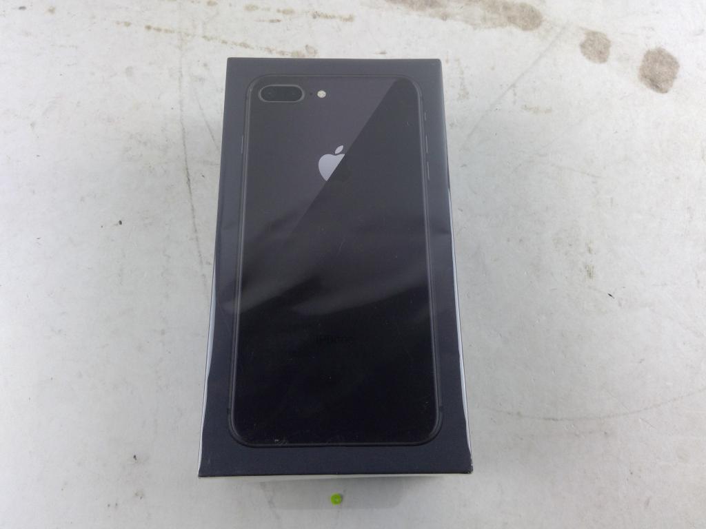 Apple IPhone 8 Plus 64GB