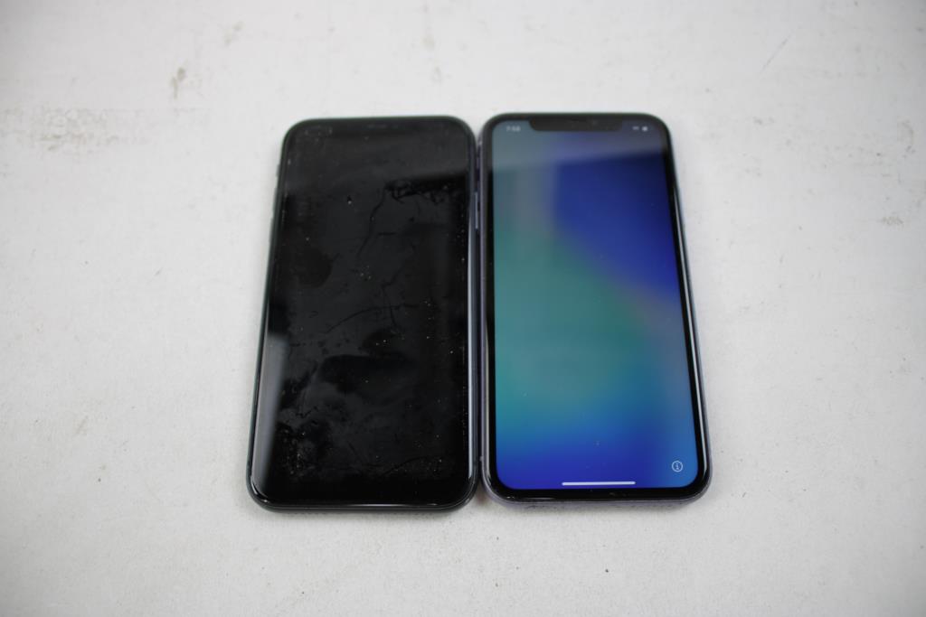 Apple IPhone Lot, 2 Pieces  Sold For Parts