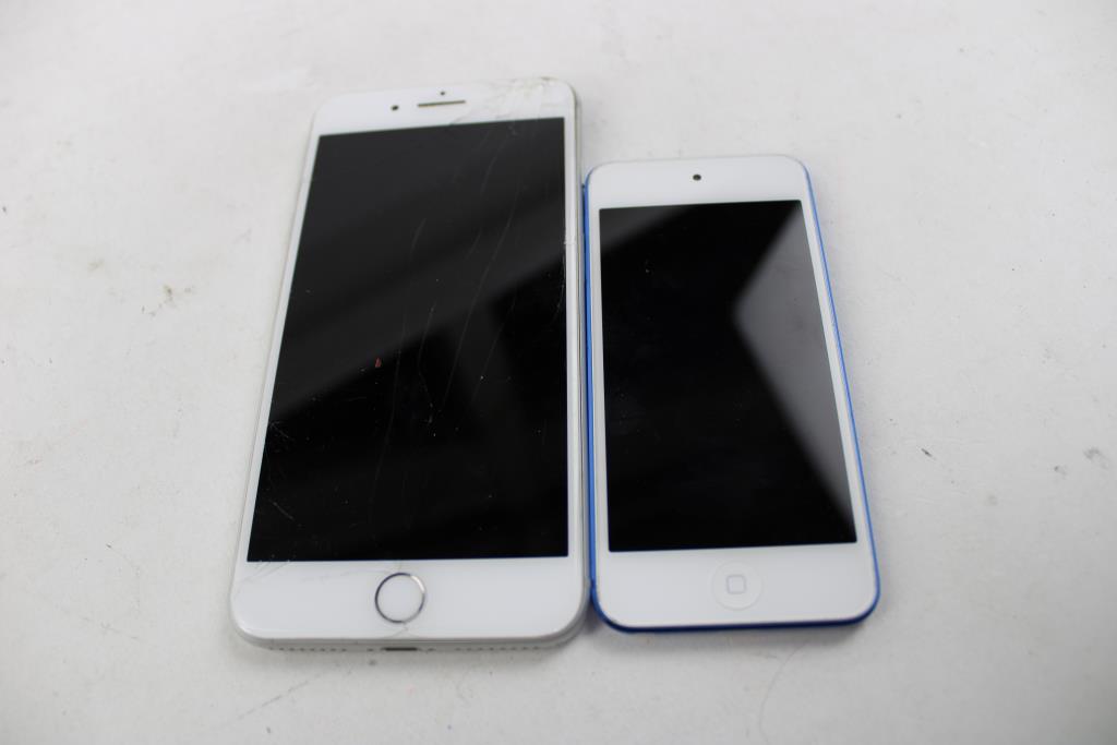 Apple IPhone Lot, 2 Pieces  Sold For Parts