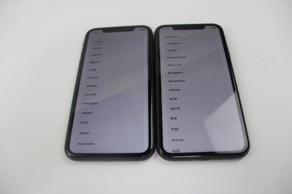 Apple IPhone Lot, 2 Pieces  Sold For Parts