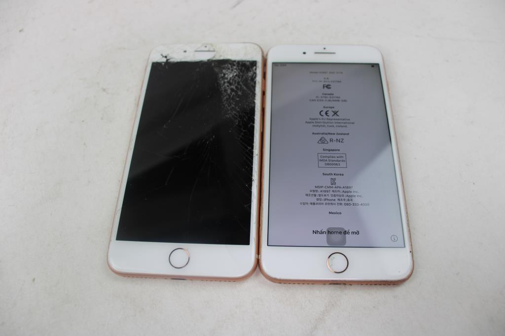 Apple IPhone Lot, 2 Pieces  Sold For Parts