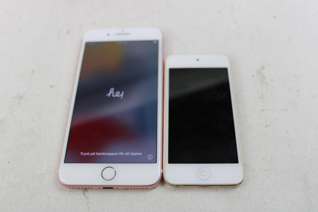 Apple IPhone Lot, 2 Pieces  Sold For Parts