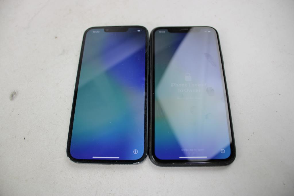 Apple IPhone Lot, 2 Pieces  Sold For Parts