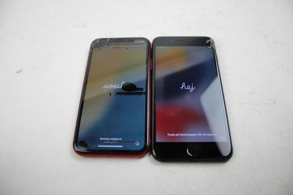 Apple IPhone Lot, 2 Pieces  Sold For Parts