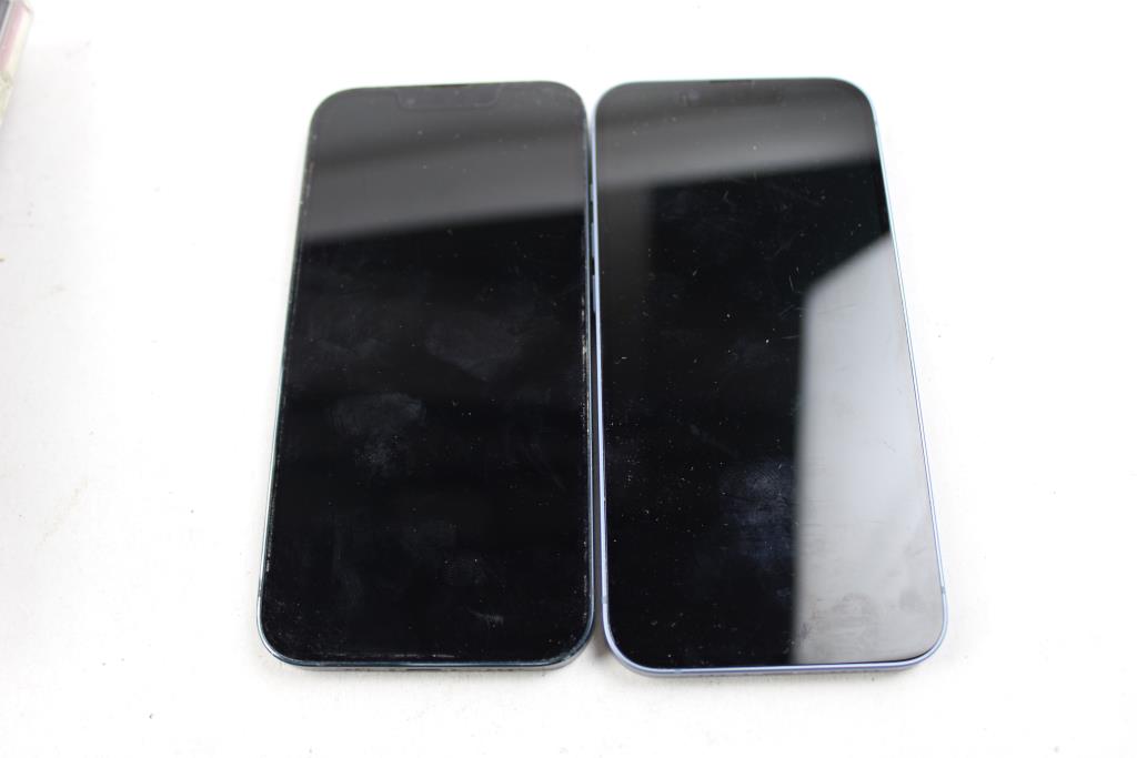 Apple IPhone Lot, 2 Pieces  Sold For Parts