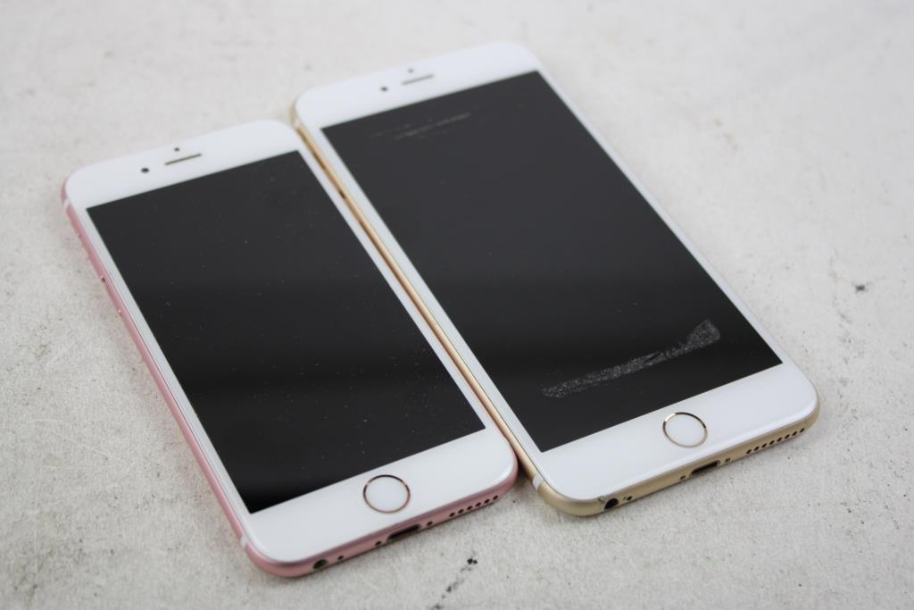 Apple IPhone Lot, 2 Pieces  Sold For Parts