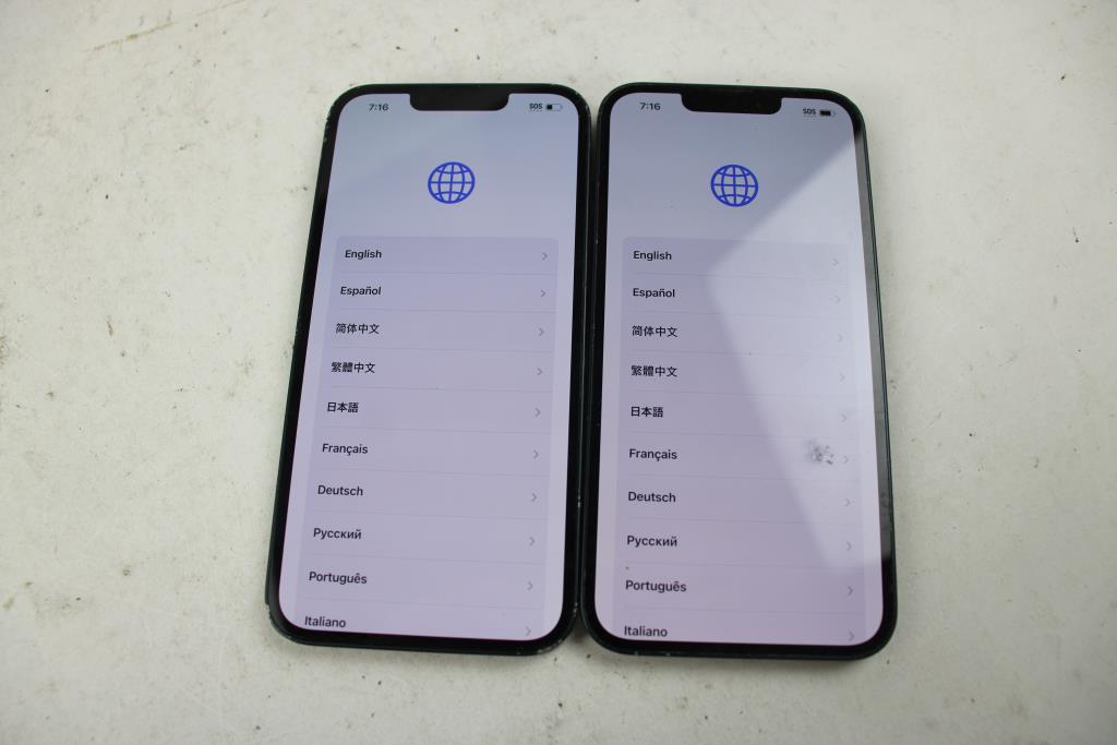 Apple IPhone Lot, 2 Pieces  Sold For Parts