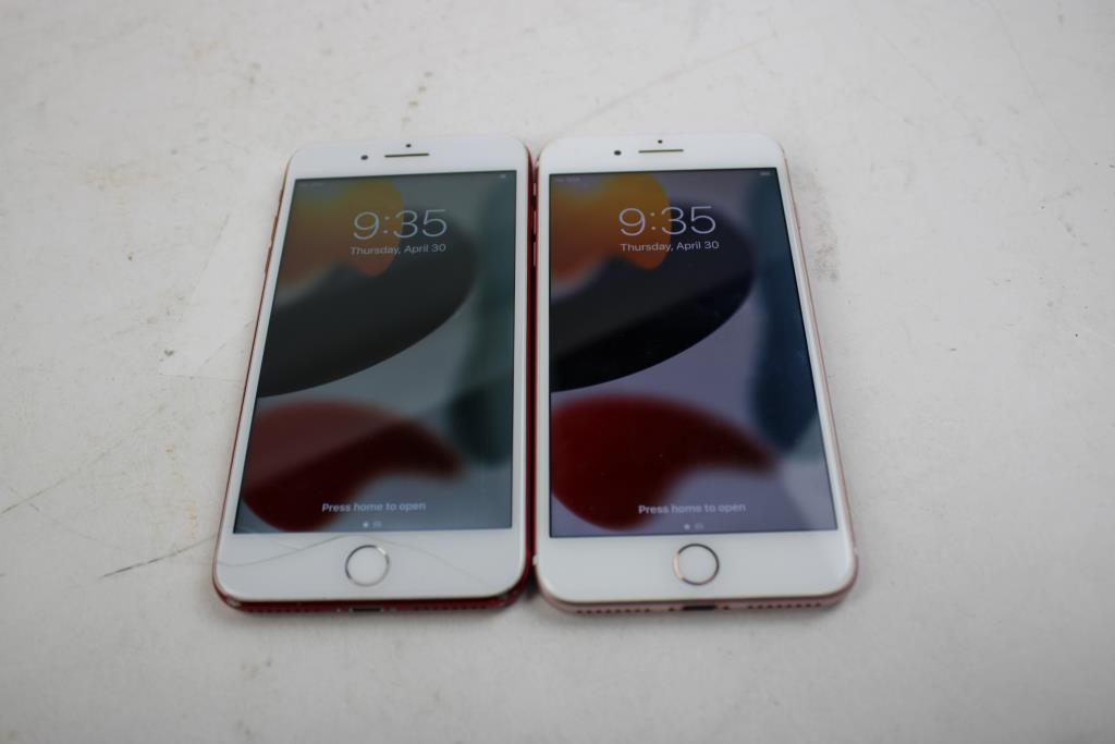 Apple IPhone Lot, 2 Pieces, Sold For Parts