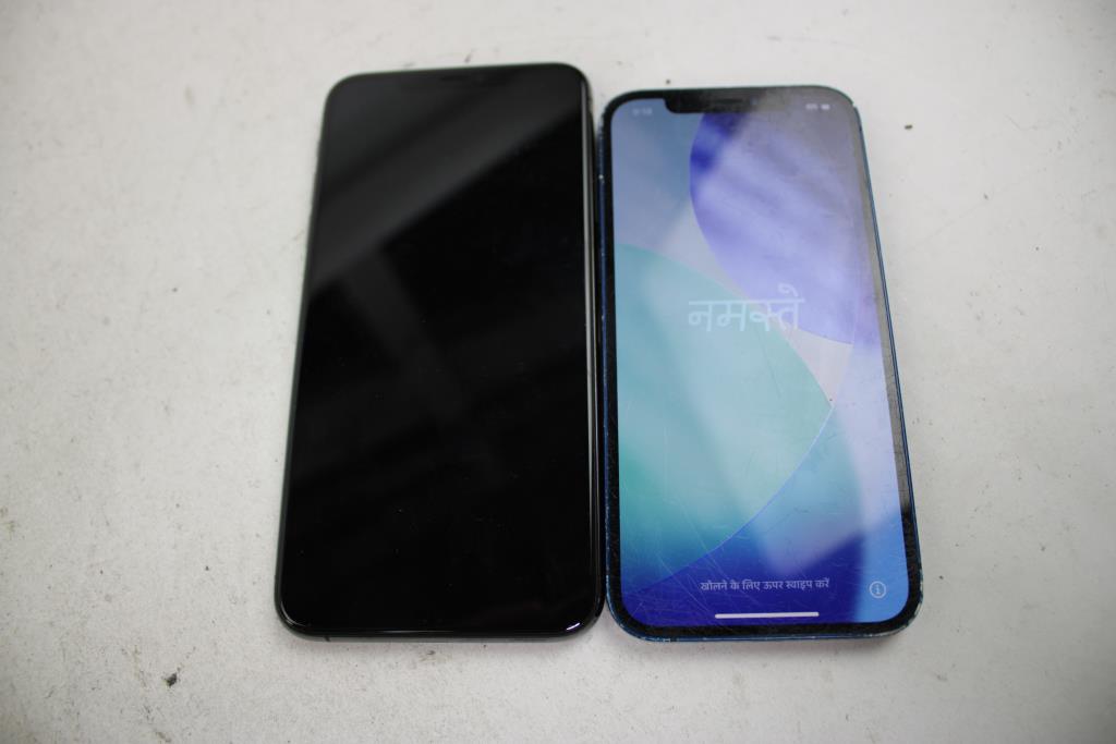 Apple IPhone Lot, 2 Pieces  Sold For Parts