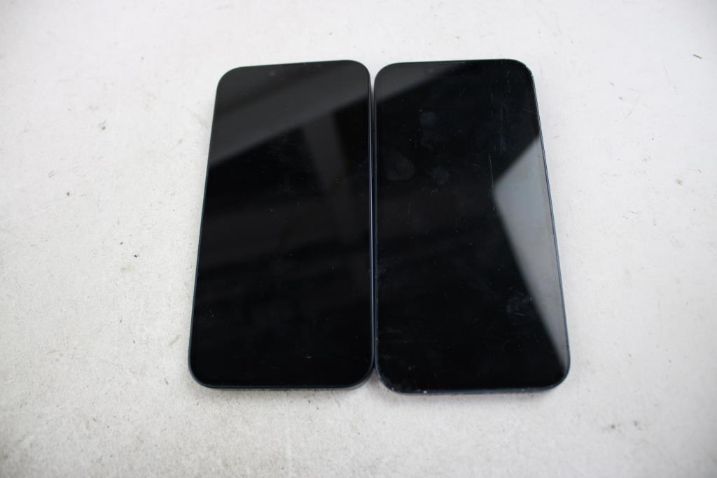 Apple IPhone Lot, 2 Pieces  Sold For Parts