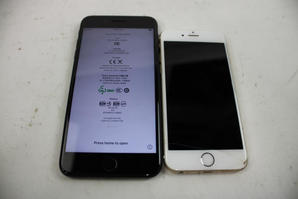 Apple IPhone Lot, 2 Pieces Sold For Parts