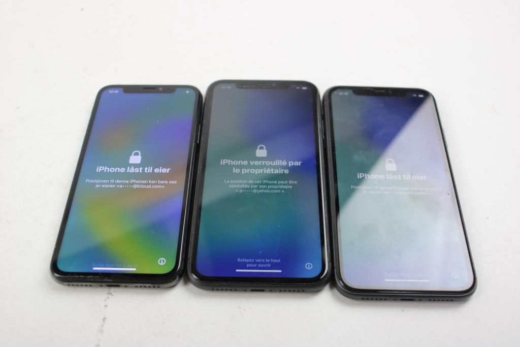 Apple IPhone Lot, 3 Pieces  Sold For Parts