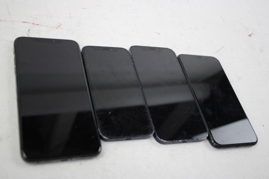 Apple IPhone Lot, 4 Pieces  Sold For Parts