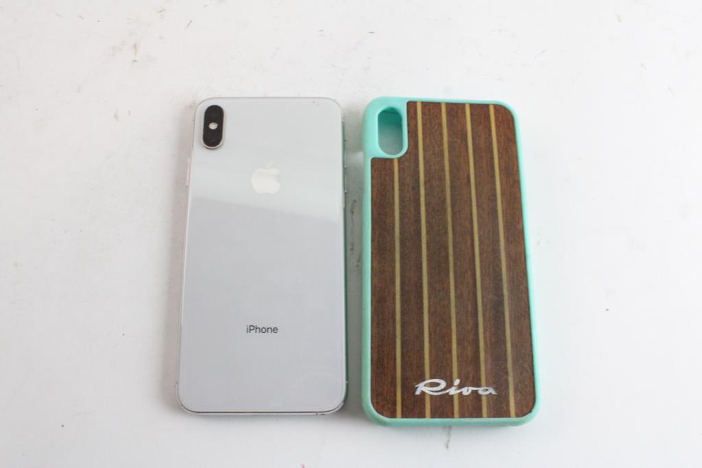 Apple IPhone XS Max Activation Locked, Sold For Parts Property Room
