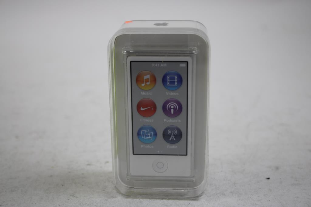 Apple IPod Nano 7th Gen,16GB, Silver