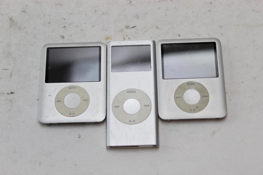 Apple Ipods, 3 Pieces | Property Room