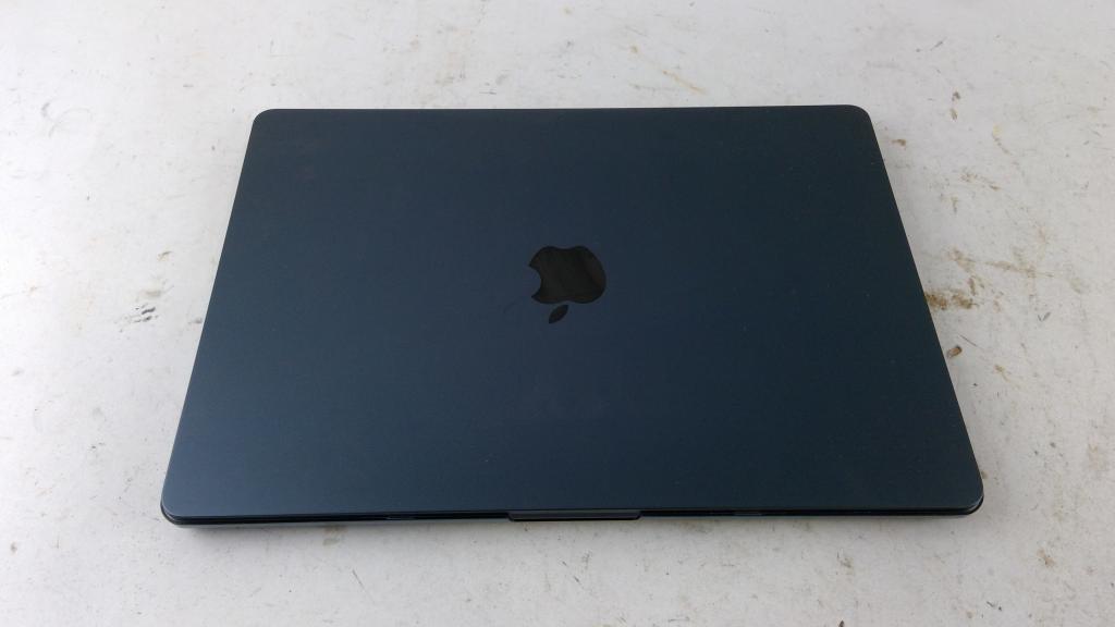 Apple Macbook Air 2024, Apple Locked, Sold For Parts