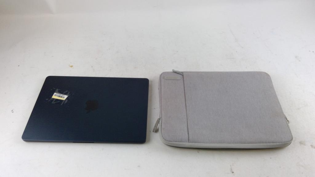 Apple Macbook Air (M2), Apple Locked, Sold For Parts