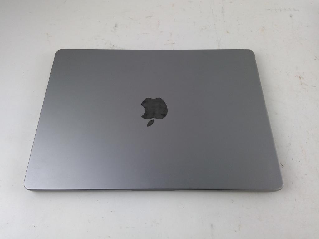 Apple Macbook Pro