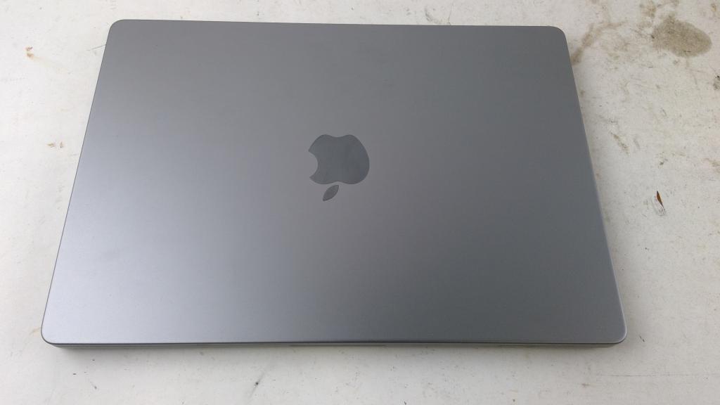 Apple Macbook Pro, Apple Locked, Sold For Parts