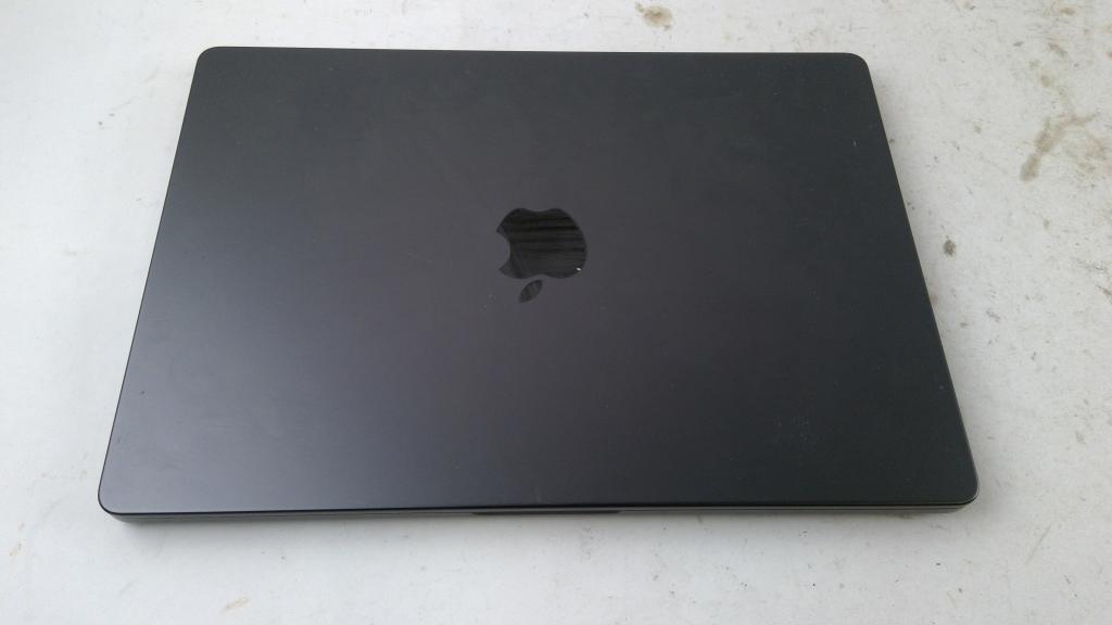 Apple Macbook Pro, Apple Locked, Sold For Parts