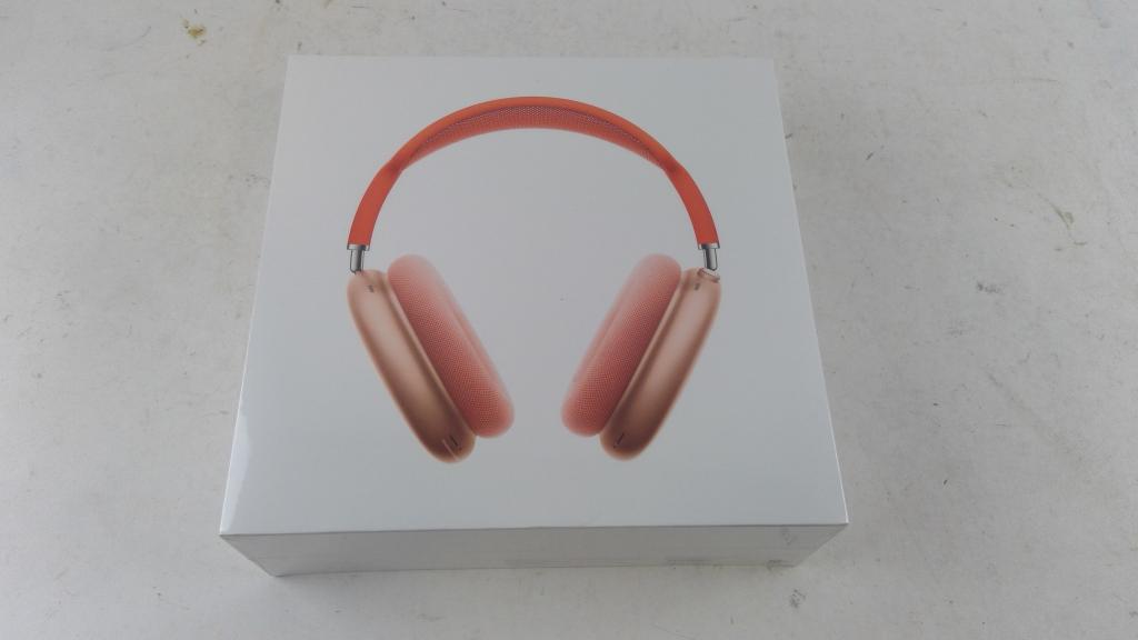 Apple Max Headphones With Smart Case, New