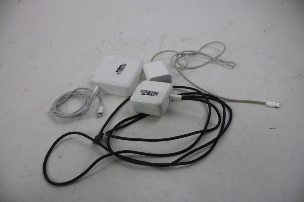 Apple Pencil, Chargers, Iniu Power Bank