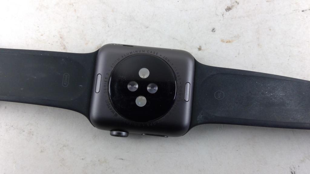 Apple Watch Series 3 Sold For Parts
