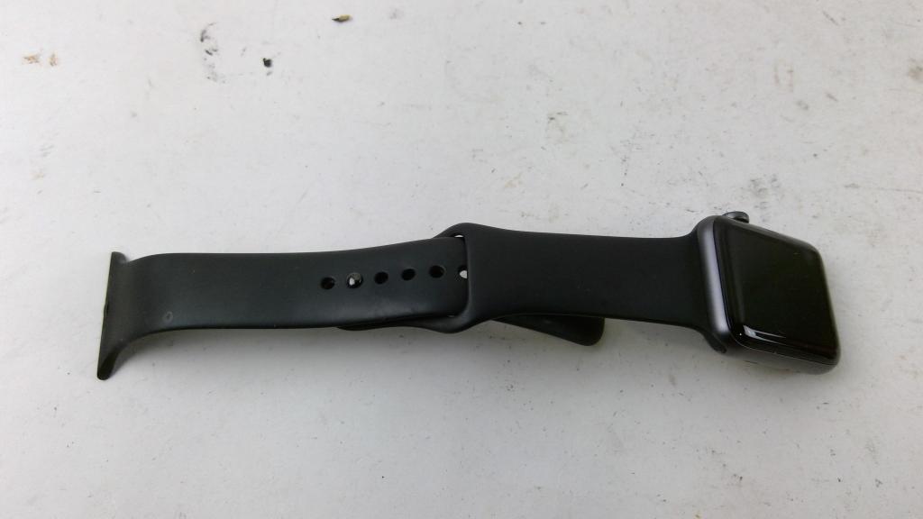 Apple Watch Series 3 Sold For Parts