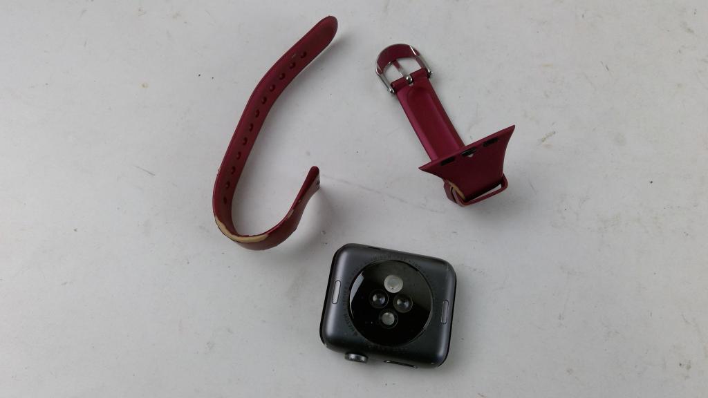 Apple Watch Series 3 Sold For Parts