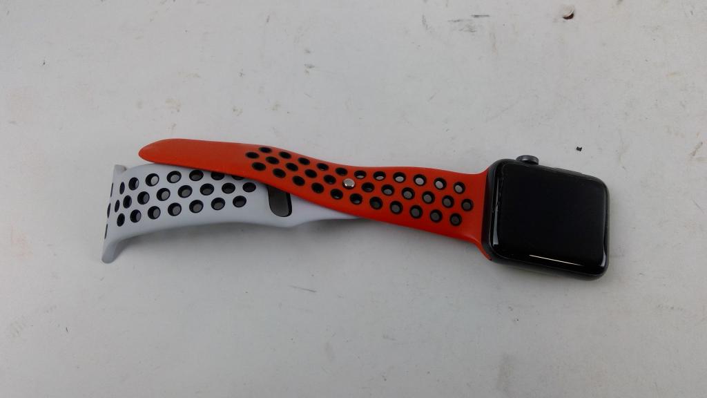 Apple Watch Series 3 Sold For Parts