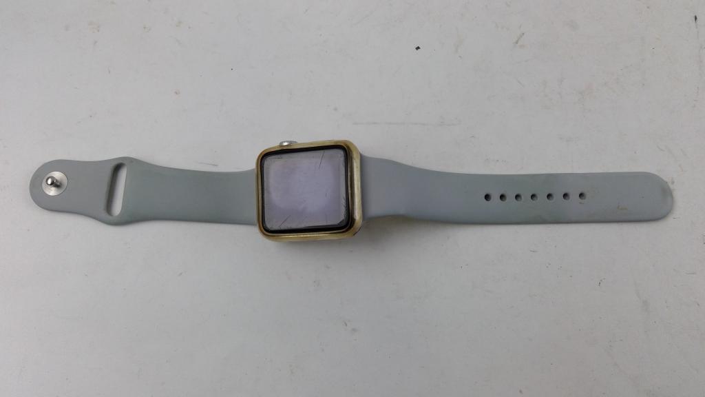 Apple Watch Series 3 Sold For Parts