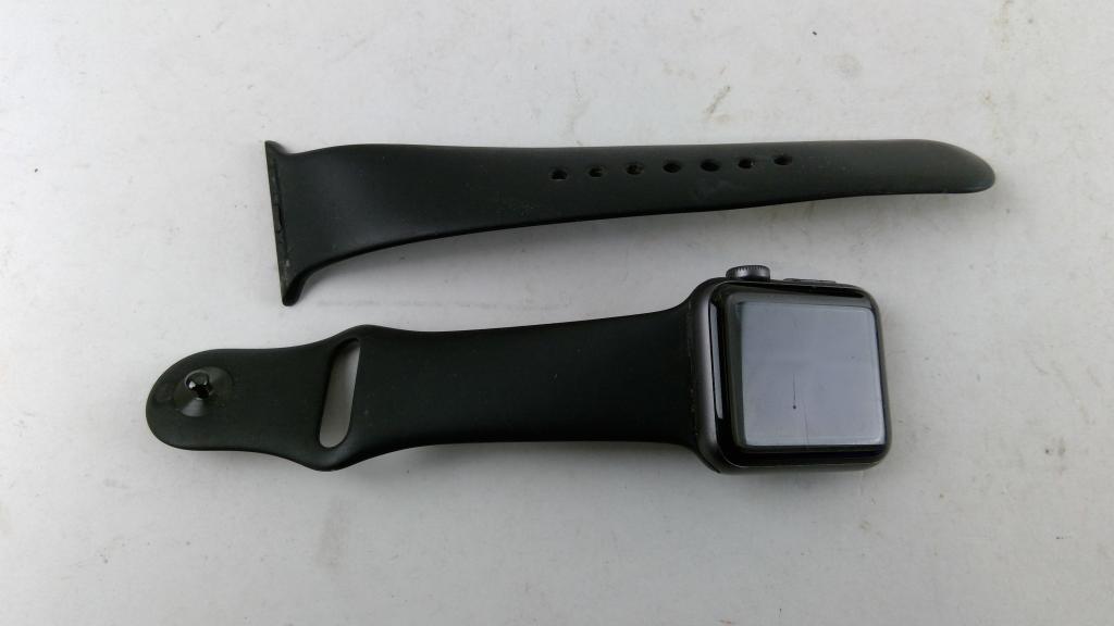 Apple Watch Series 3 Sold For Parts