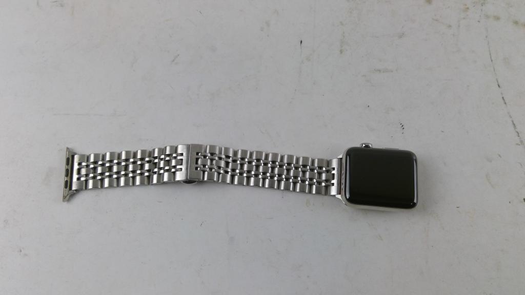 Apple Watch Series 3 Sold For Parts