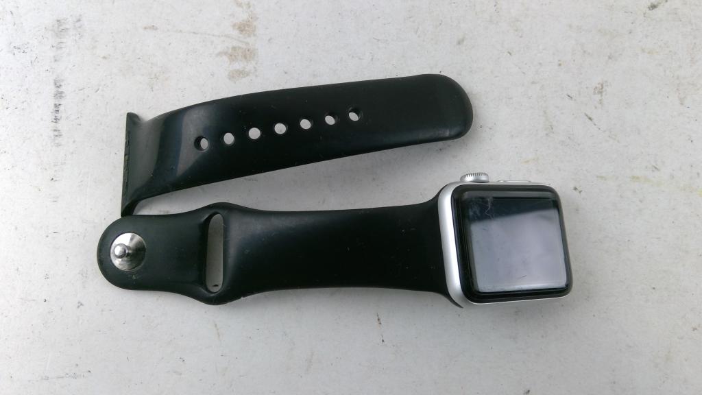 Apple Watch Series 3 Sold For Parts