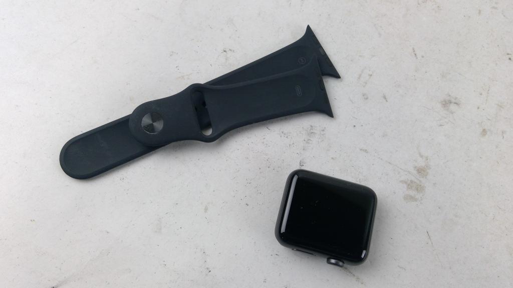 Apple Watch Series 3 Sold For Parts