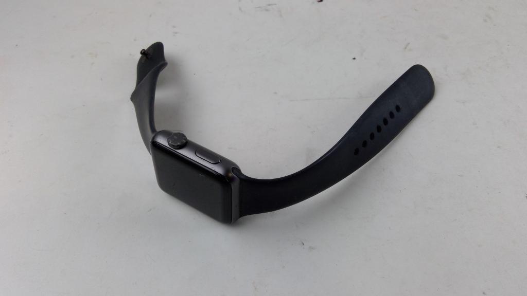 Apple Watch Series 3 Sold For Parts