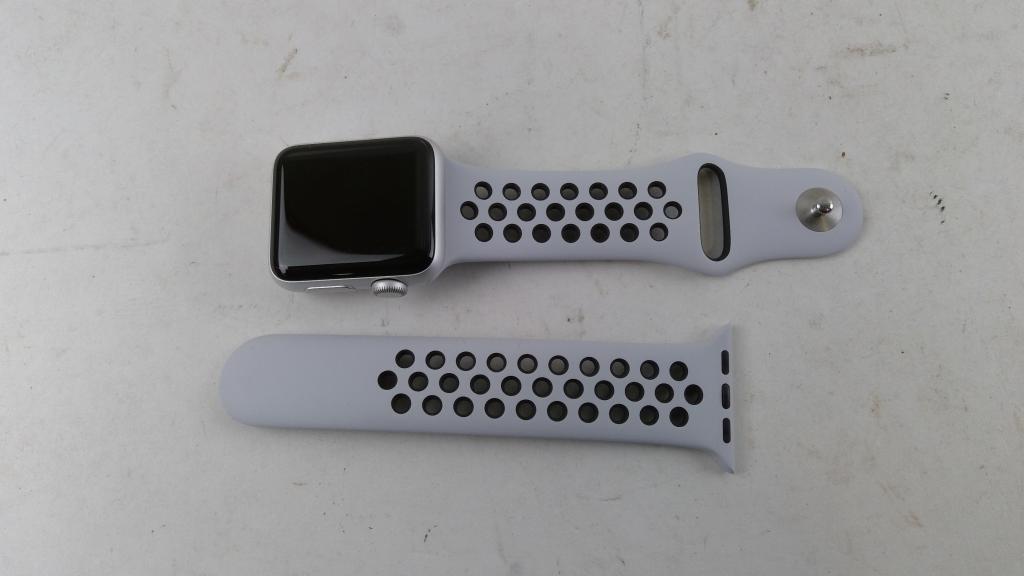 Apple Watch Series 3 Sold For Parts