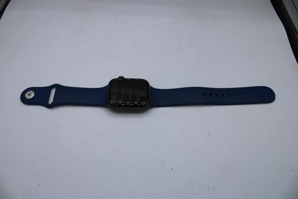 Apple Watch Series 4 (GPS), 44mm Aluminum Case, Band (M/L) - Locked To Owner - SOLD FOR PARTS ONLY