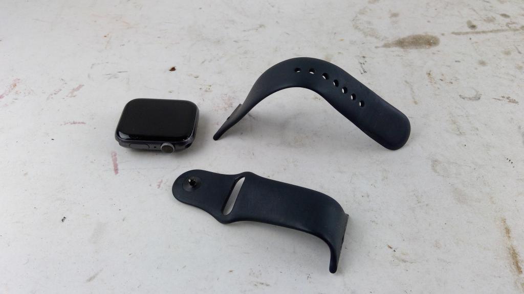 Apple Watch Series 4 Sold For Parts