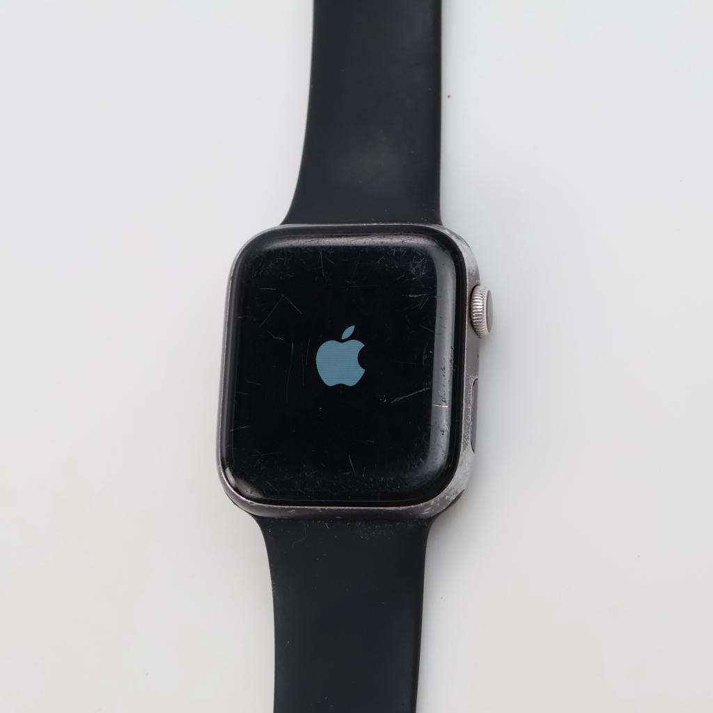 Apple Watch Series 4 Sold For Parts