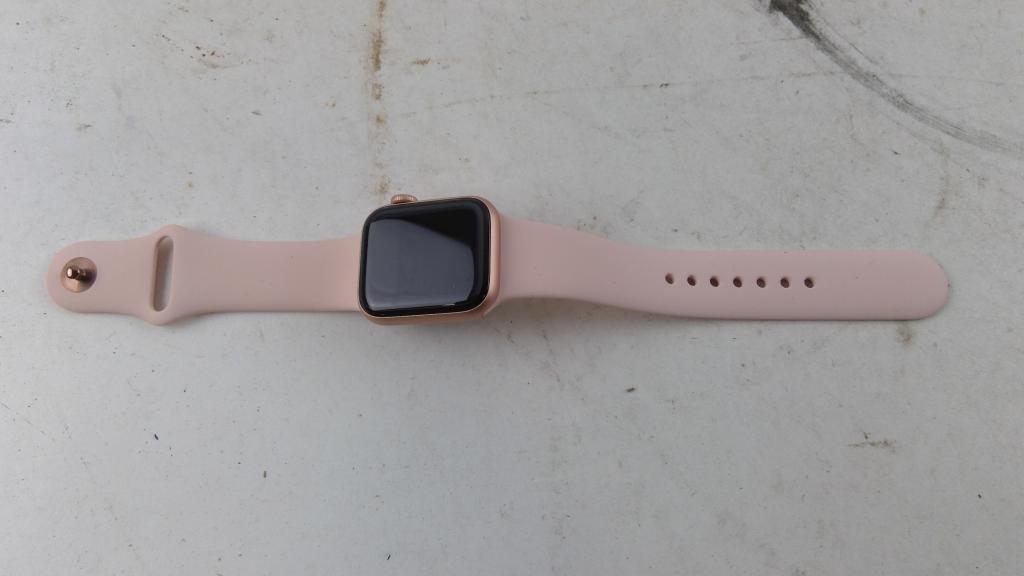 Apple Watch Series 4 Sold For Parts